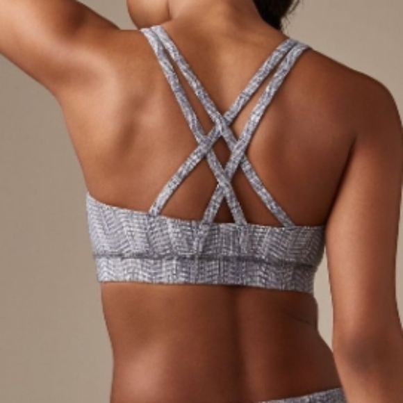 Lululemon Energy Bra - Picture 2 of 7